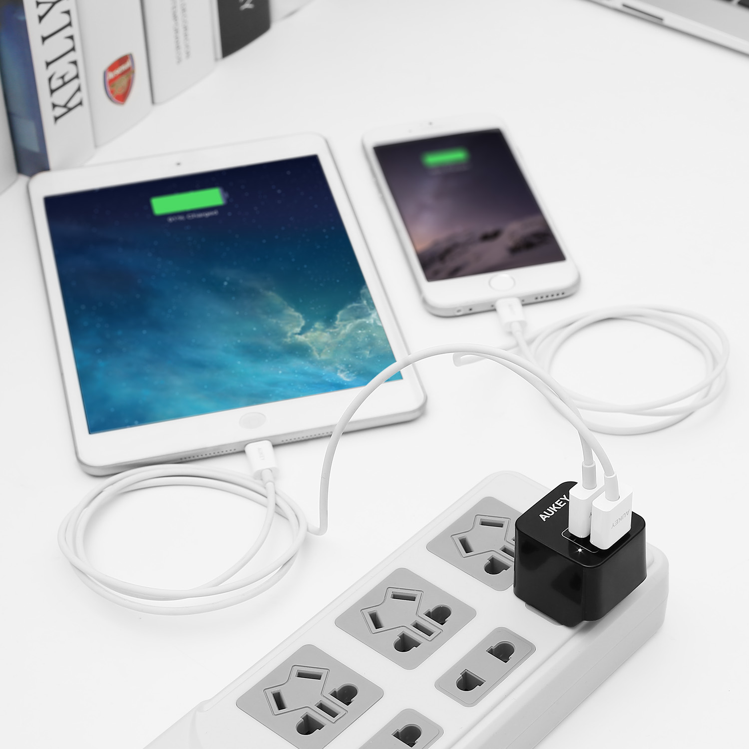 adapter-sac-2-cong-anker-powerport-elite-24w