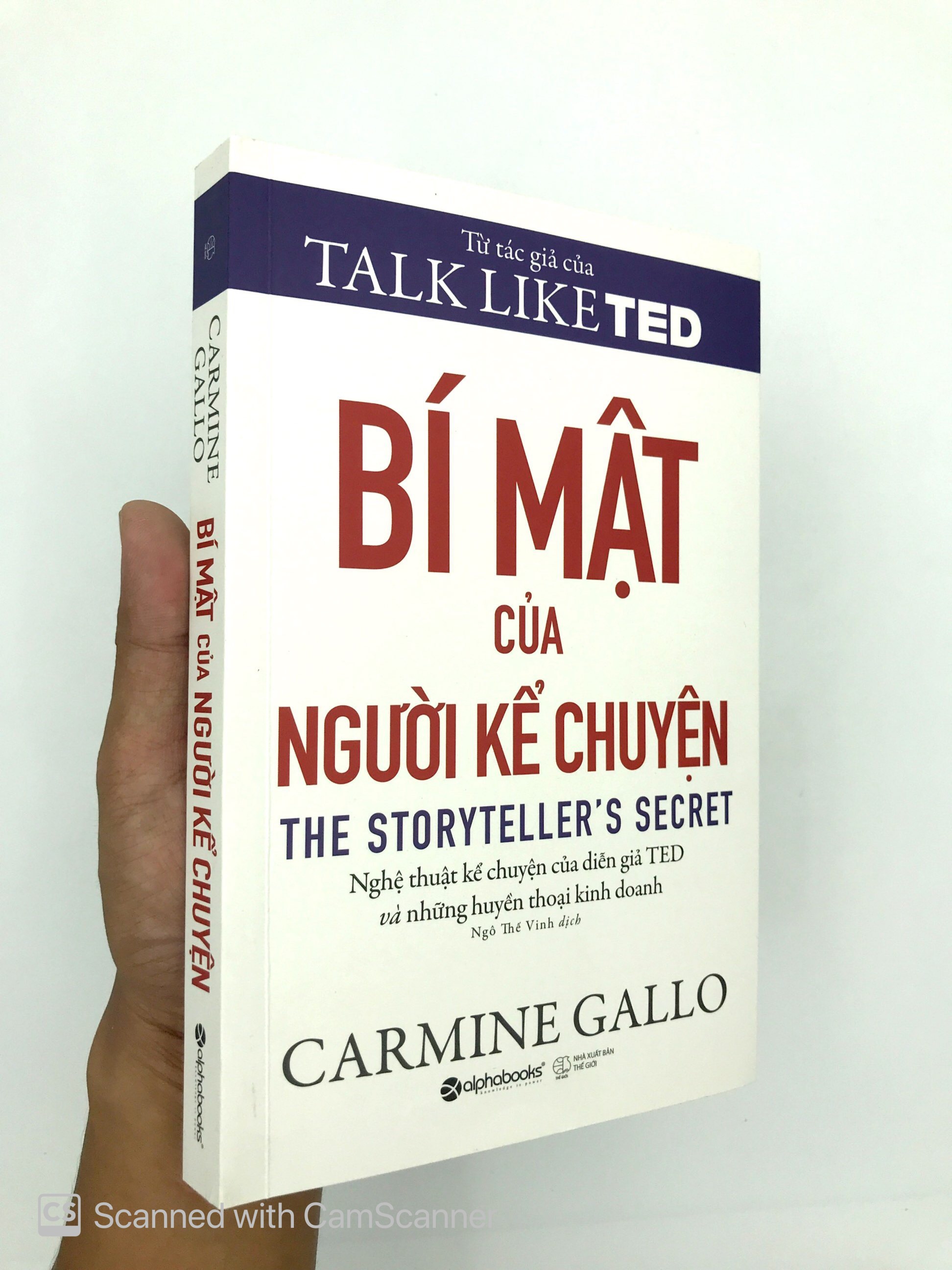 bi-mat-cua-nguoi-ke-chuyen-bottom