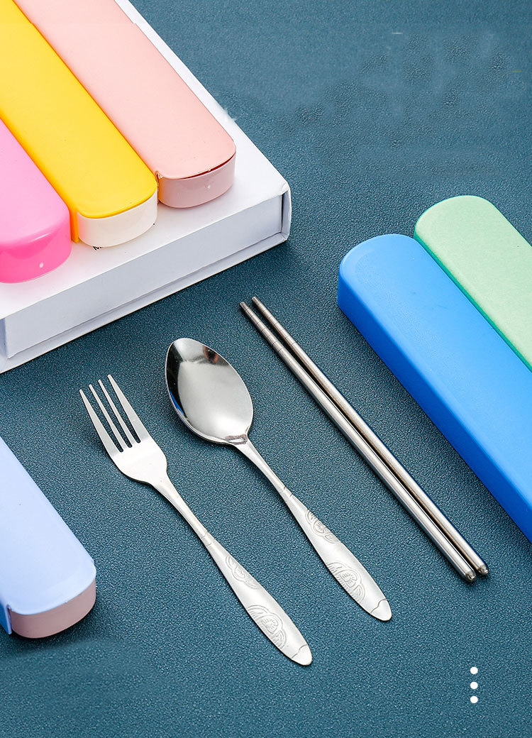 bo-muong-dua-nia-ca-nhan-inox-hop-dung-tien-dung-leo