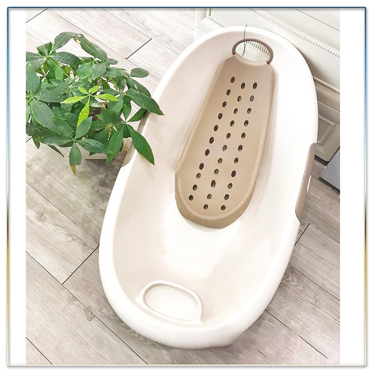 chau-tam-to-viet-nhat-kem-vong-tam