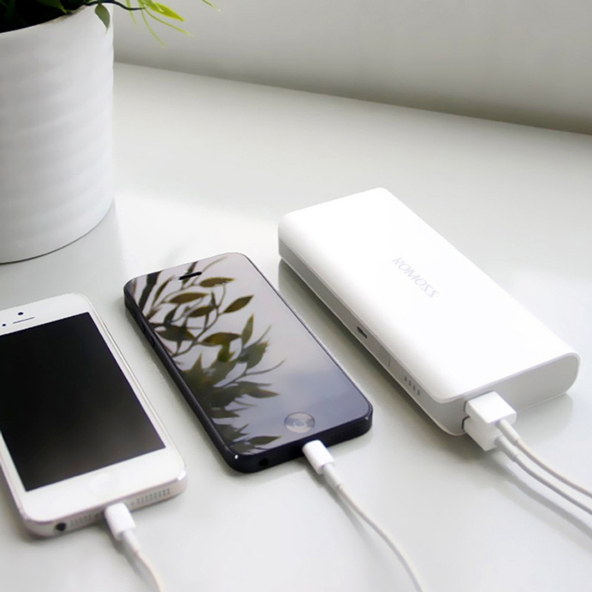 pin-sac-du-phong-romoss-sense-4